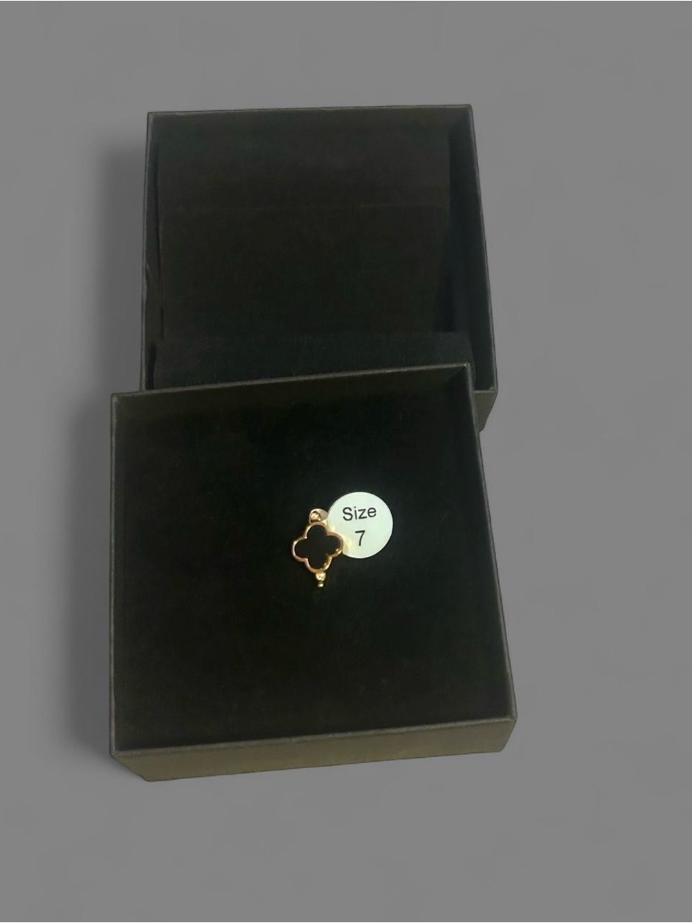 Black and Pearl Clover Reversible Ring